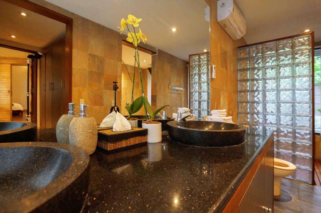 Seminyak Villa Kalyca エクステリア 写真