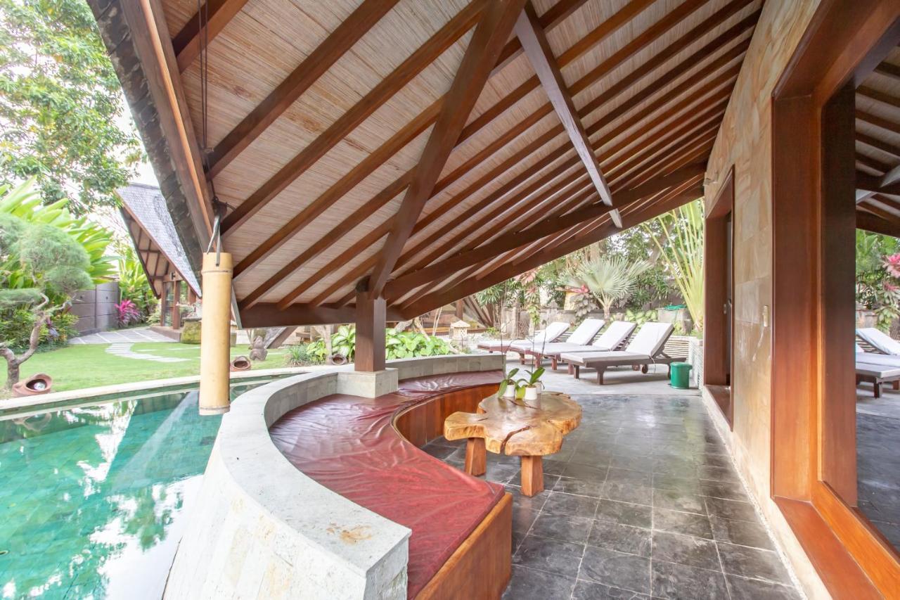 Seminyak Villa Kalyca エクステリア 写真