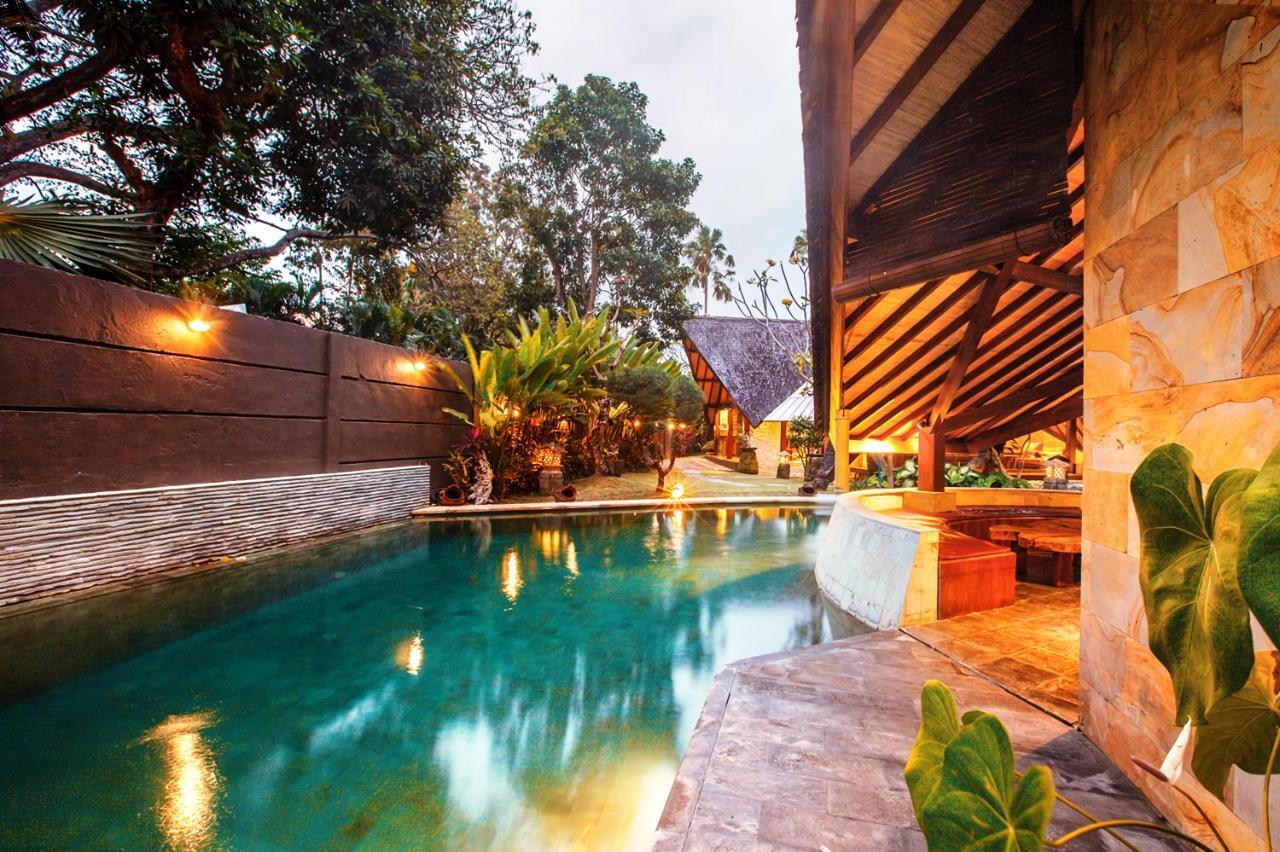 Seminyak Villa Kalyca エクステリア 写真